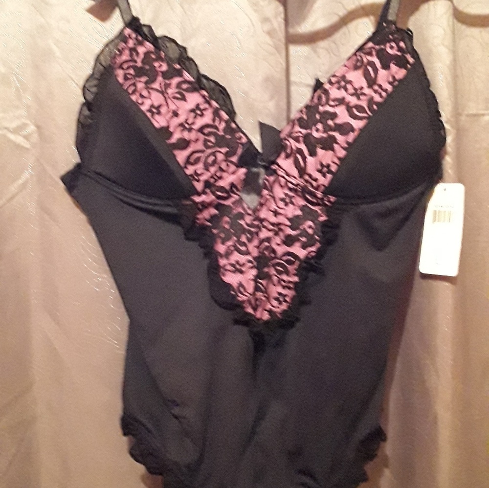 Sexy lingerie (teddy )